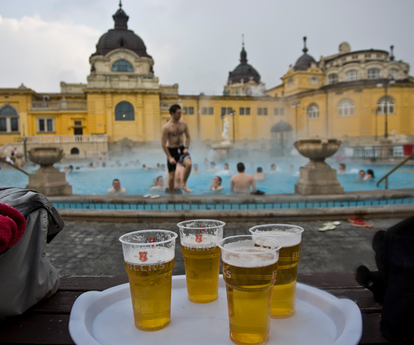 Thermal Bath Parties
Budapest is known for its thermal baths, which offer the perfect way to relax and unwind after a night out.