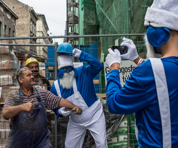 stag-do-pranks-smurfs