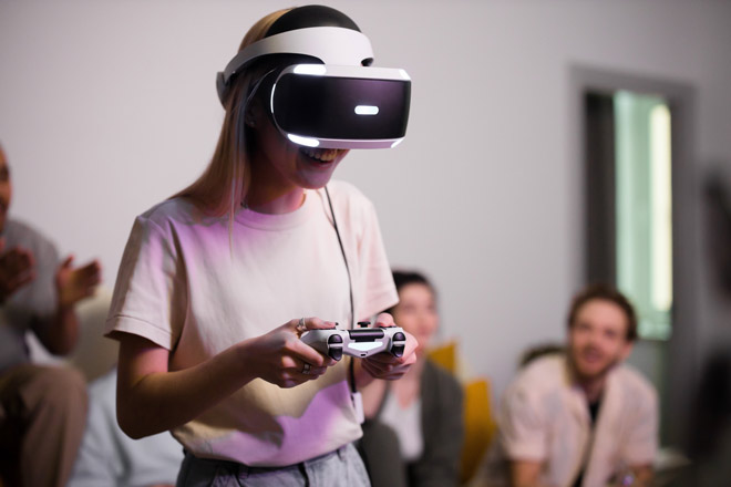 Virtual Reality Gaming Night.
Setting up a VR Gaming System.