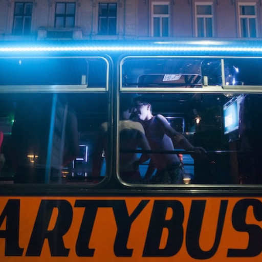 Budapest-Party Bus with Beer-3