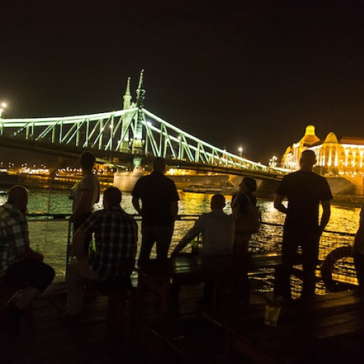 Budapest-Private Cruise - 2 hours Booze Cruise-4