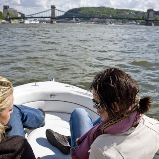 Budapest-Speedboat - Cruise-2