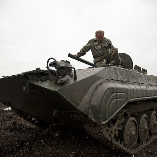 Budapest-Tank Driving with Weapons Assembly-1