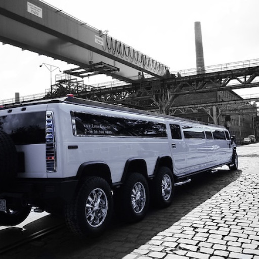 Budapest-Airport Limo - Hummer XXL-1