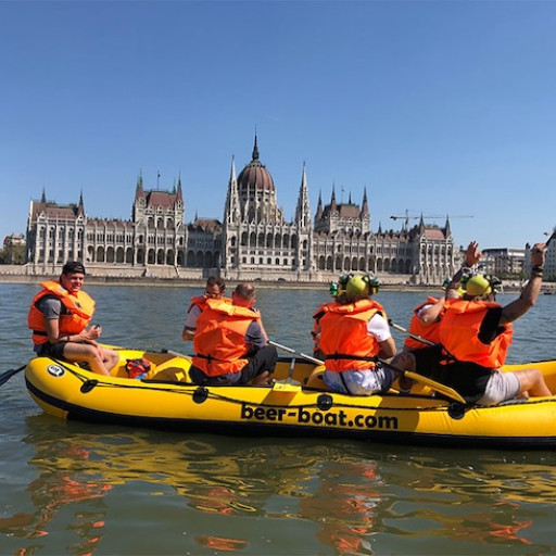 Budapest-Beer Boat Rafting-3