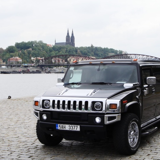 Prague-Airport Limo - Hummer-3