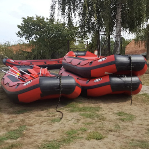 Prague-Rafting on the Vltava River-3