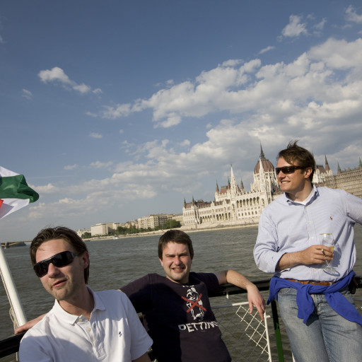 Budapest-Booze Cruise 2 hours-6