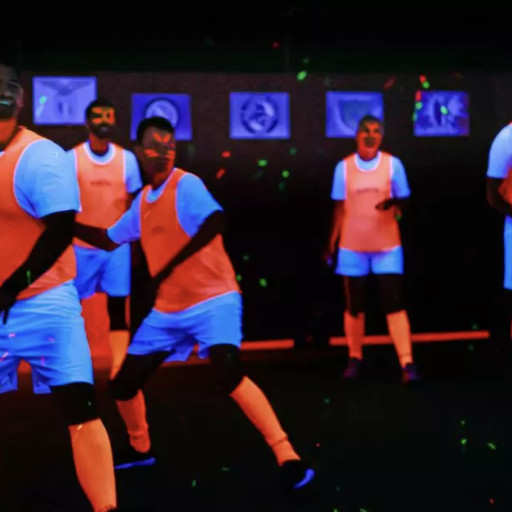 Budapest-Neon Dodgeball-1