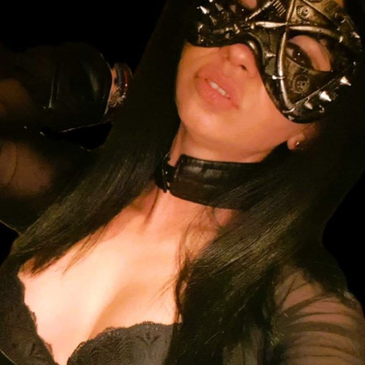 Bucharest-Dominatrix Stripshow-1